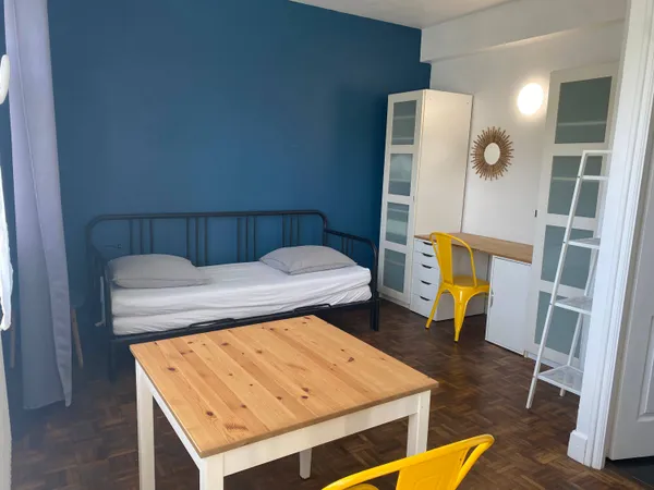 Loue studio 18m² quartier Tasdon 