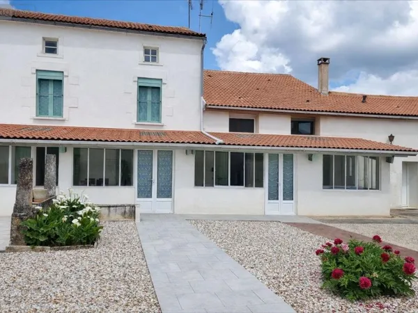 Maison 12 pièces 296 m² 