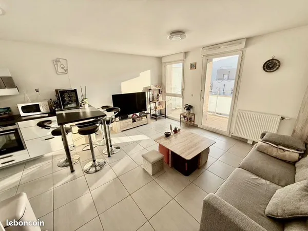 Appartement T2 + place de stationnement 