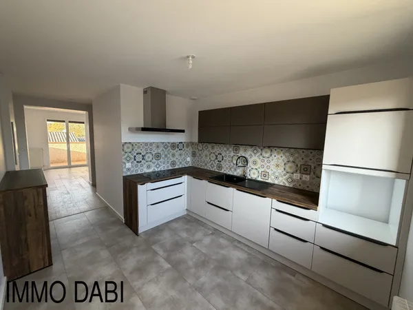 Appartement 3 pièces 84 m² 