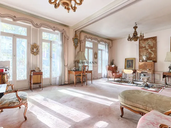 Appartement Paris VII Eme 