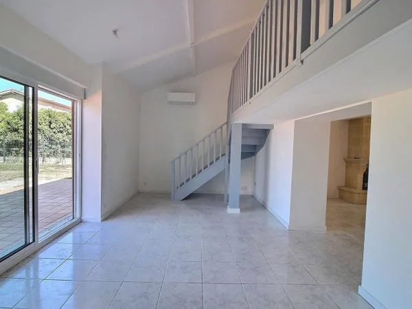 Maison 5 pièces 150 m² 