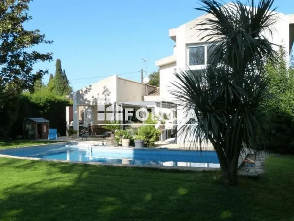 CANOHÈS maison d architecte de 210m2 sur 1275m2 de terrain, piscine 