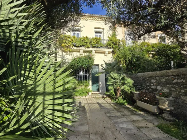 Maison 5 pièces 206 m² 