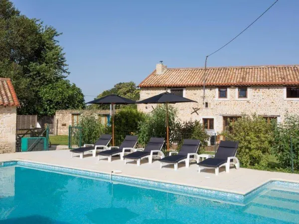 Villa 30 pièces 460 m² 
