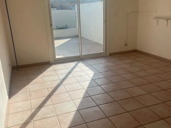 Petite maison mitoyenne 