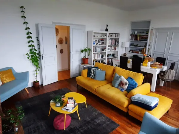 APPARTEMENT T4-BAYONNE CENTRE-les Remparts 