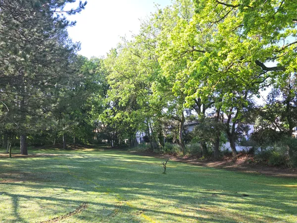 Terrain constructible à vendre à Cazan ? Opportunité rare dans un secteur recherché - libre 