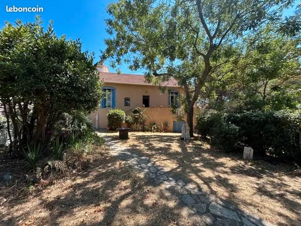 Maison 5 pièces 143 m² 