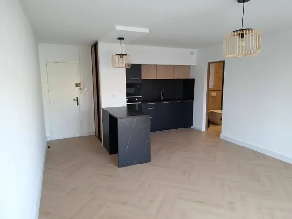 Studio 1 pièce 31 m² 
