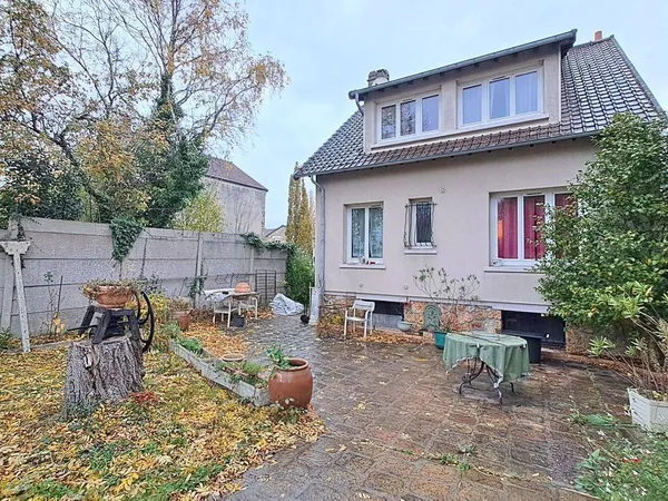 Maison 7 pièces 102 m² 