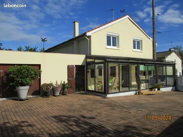 Maison 6 pièces 109 m² 