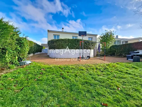 Maison sur sous-sol- 5 chambres 
