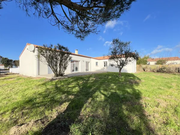 Maison de plain-pied 7 pièces 154 m² 