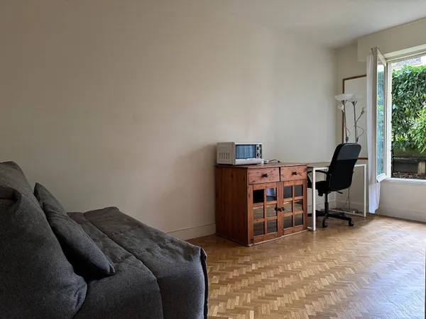 Studio 1 pièce 19 m² 