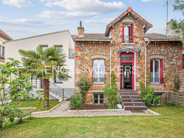 Maison 7 pièces 168 m² 