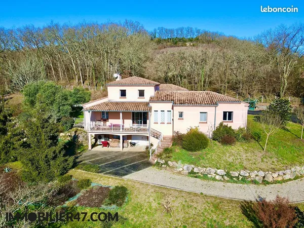 Maison 8 pièces 202 m² 