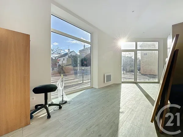 Appartement 4 pièces 61 m² 