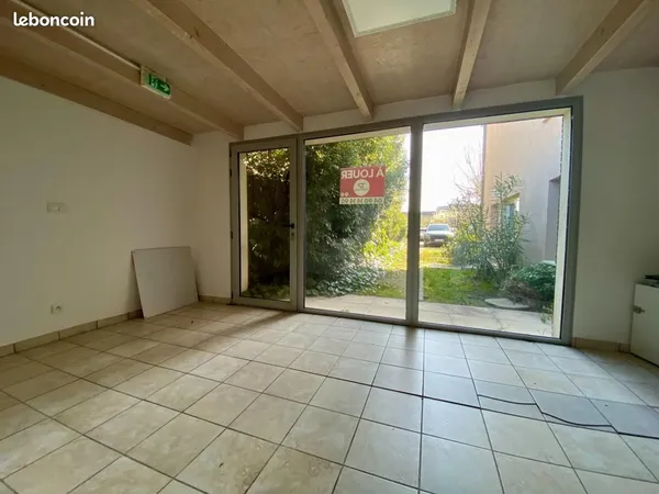 Local 46 m² 