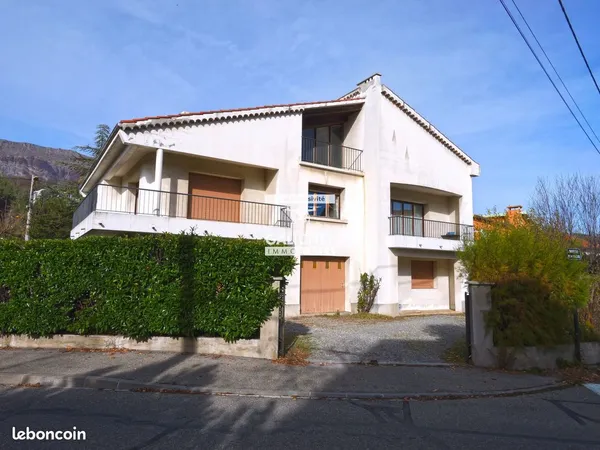 Maison 5 pièces 191 m² 