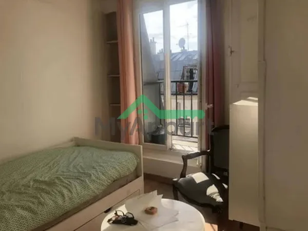 Studette 1 pièce 12 m² 