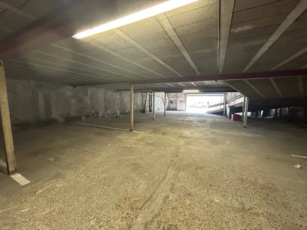 Parking 5 m² 