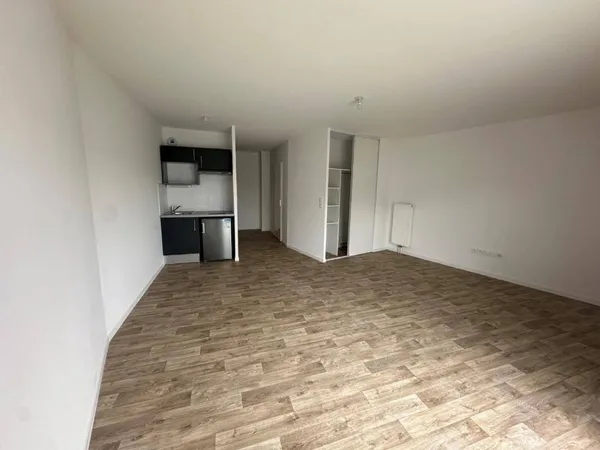 Studio 1 pièce 35 m² 