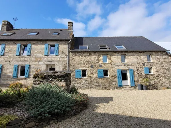 Maison 8 pièces 210 m² 