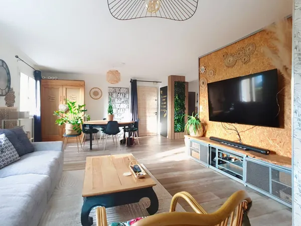 Maison de plain-pied 2 pièces 66 m² 