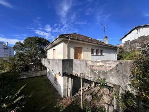 Maison 7 pièces 140 m² 
