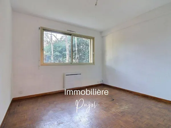 Studio 1 pièce 20 m² 