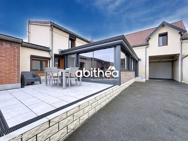 Maison 7 pièces 181 m² 