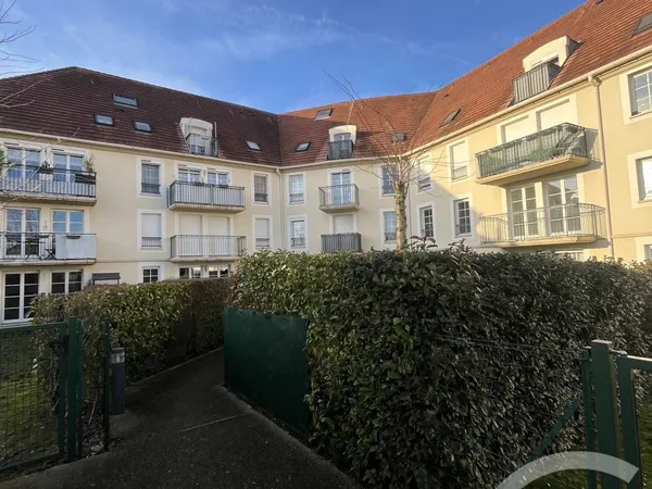 Studio 1 pièce 31 m² 