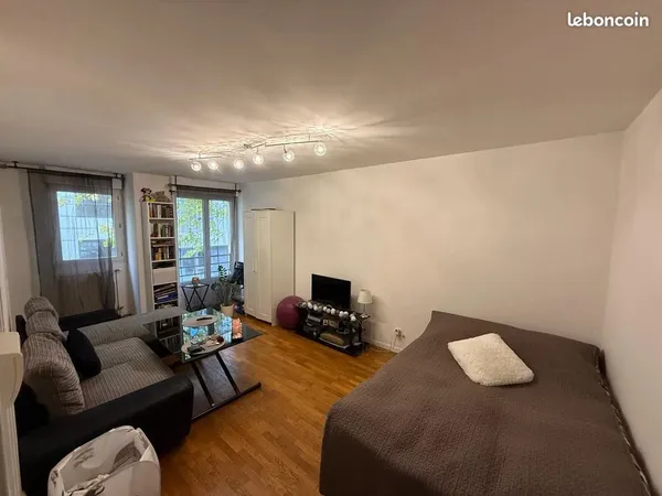 Studio 33 m² Rueil-Malmaison 
