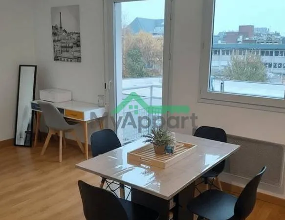 Studio 1 pièce 30 m² 