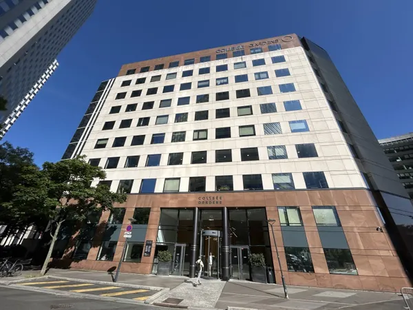 Bureaux 1101 m² 