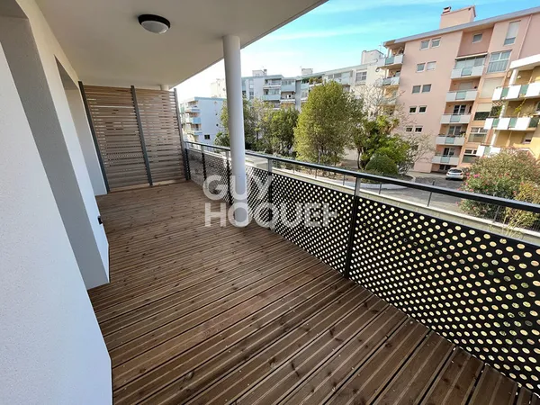 VENTE BIEN LOUE : appartement avec Balcon et place de parking F2 (40 m²) à PERPIGNAN 