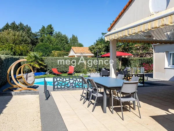 Belle Maison de plain-pied 3 chambres avec piscine 