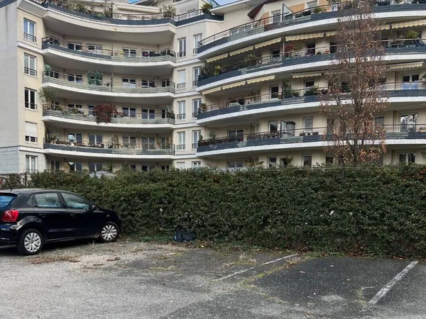 Parking - Garage Vente Courbevoie   17000€