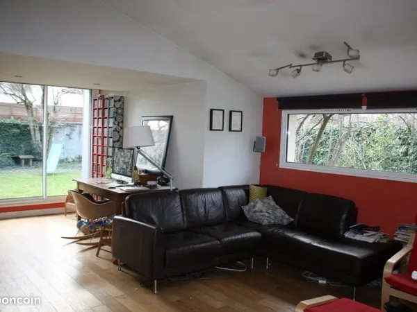 Maison 6 pièces 145 m² 