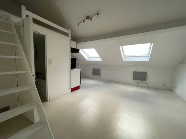 Appartement 1 pièce 18 m² 