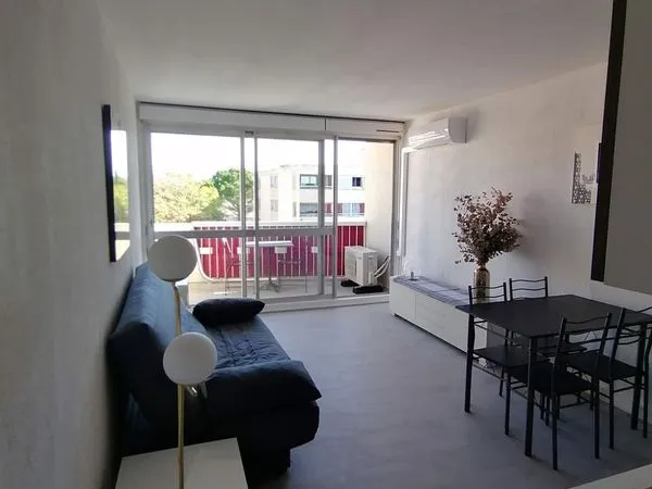 Propriétaire loue studio meublé 
