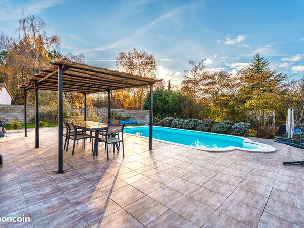 Maison 6 pièces 103 m² 