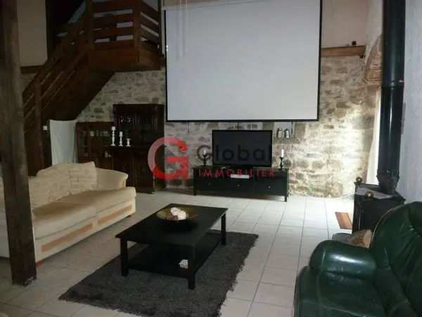 Maison 8 pièces 233 m² 
