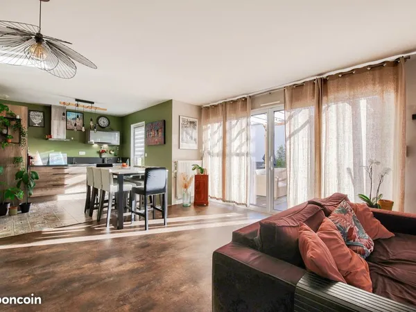 Maison 8 pièces 143 m² 