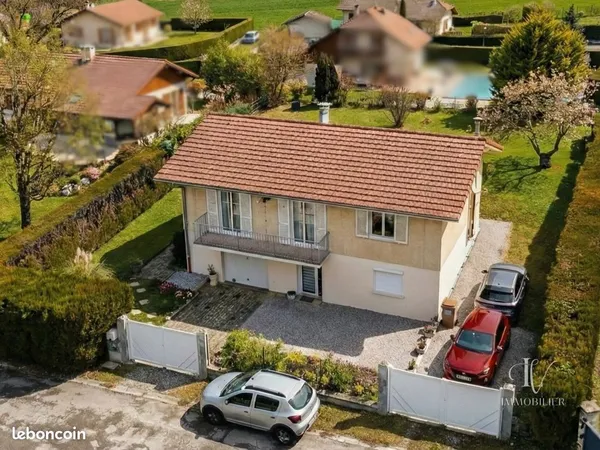 Maison individuelle de 117 m2 sur un terrain plat de 1066 m2 