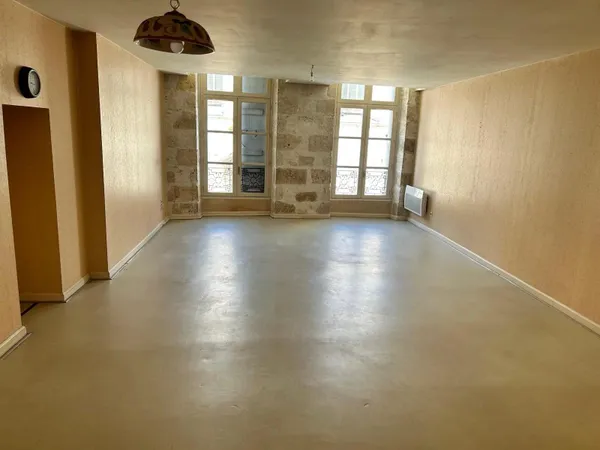 À SAISIR - SUPERBE APPARTEMENT 3 PIÈCES - 116,9 m² - COUP DE CŒUR À CONDOM 