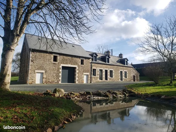Maison en pierres - 5 pièces - 130 m² 