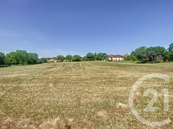 Terrain 9500 m² 