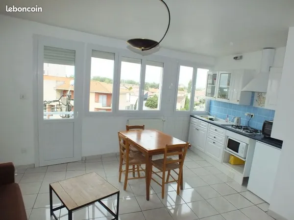 Chambre 9m² dans Appartement 60m² pour Colocation de 3 personnes 
